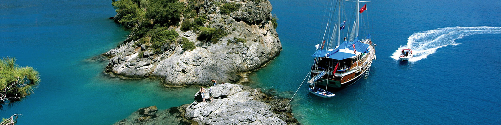 Boat at the sea next to the island